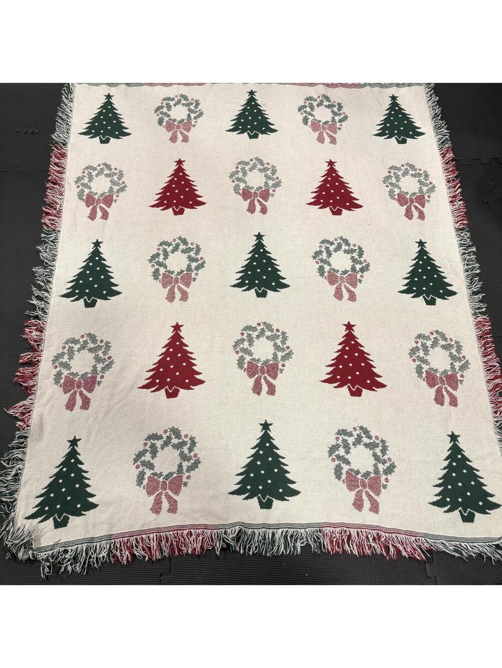 Vintage Christmas Throw Blanket Unisex 48 x 60 Cotton Holiday Woven Fringes